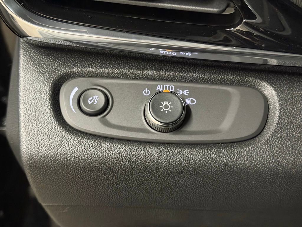 New 2026 Buick Envista Avenir image 11