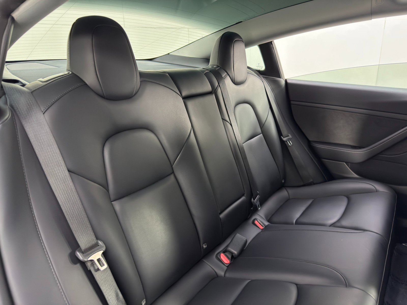 Used 2022 Tesla Model 3 Performance image 39