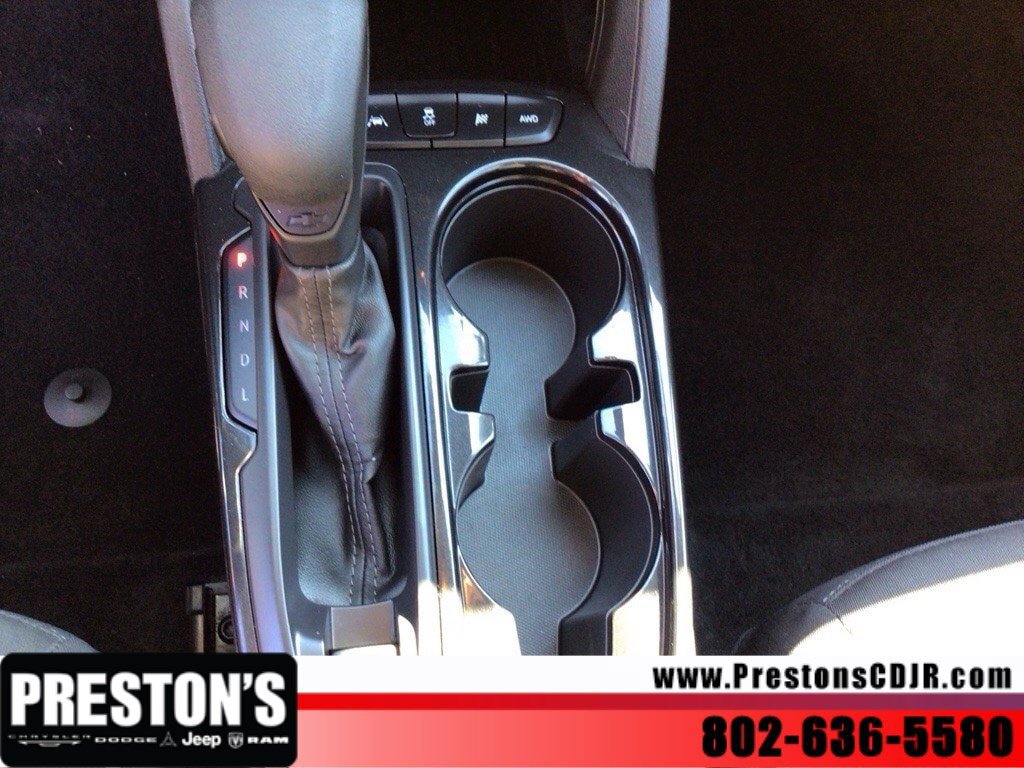 Used 2025 Chevrolet TrailBlazer LT AWD/4WD image 22