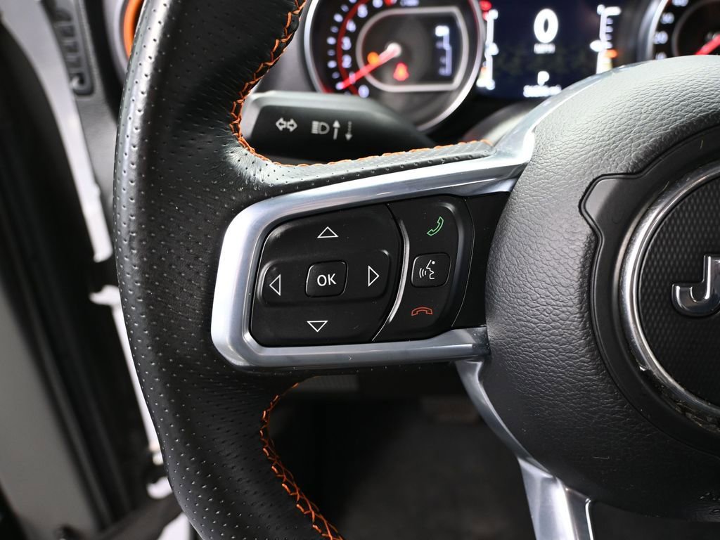 Used 2022 Jeep Gladiator Mojave w/ Auxiliary Switch Group image 29