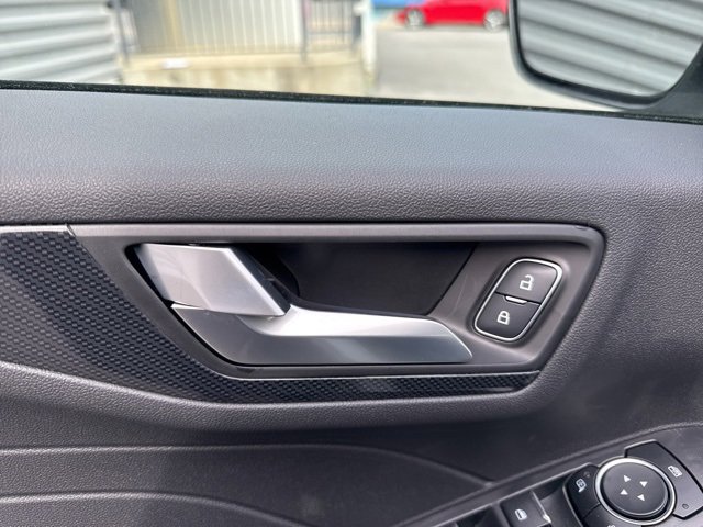 New 2025 Ford Escape ST-Line w/ Equipment Group 301A image 12