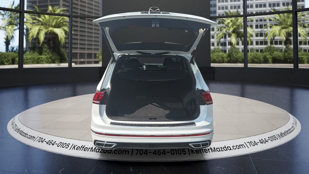 Used 2022 Volkswagen Tiguan SEL R-Line AWD/4WD image 15