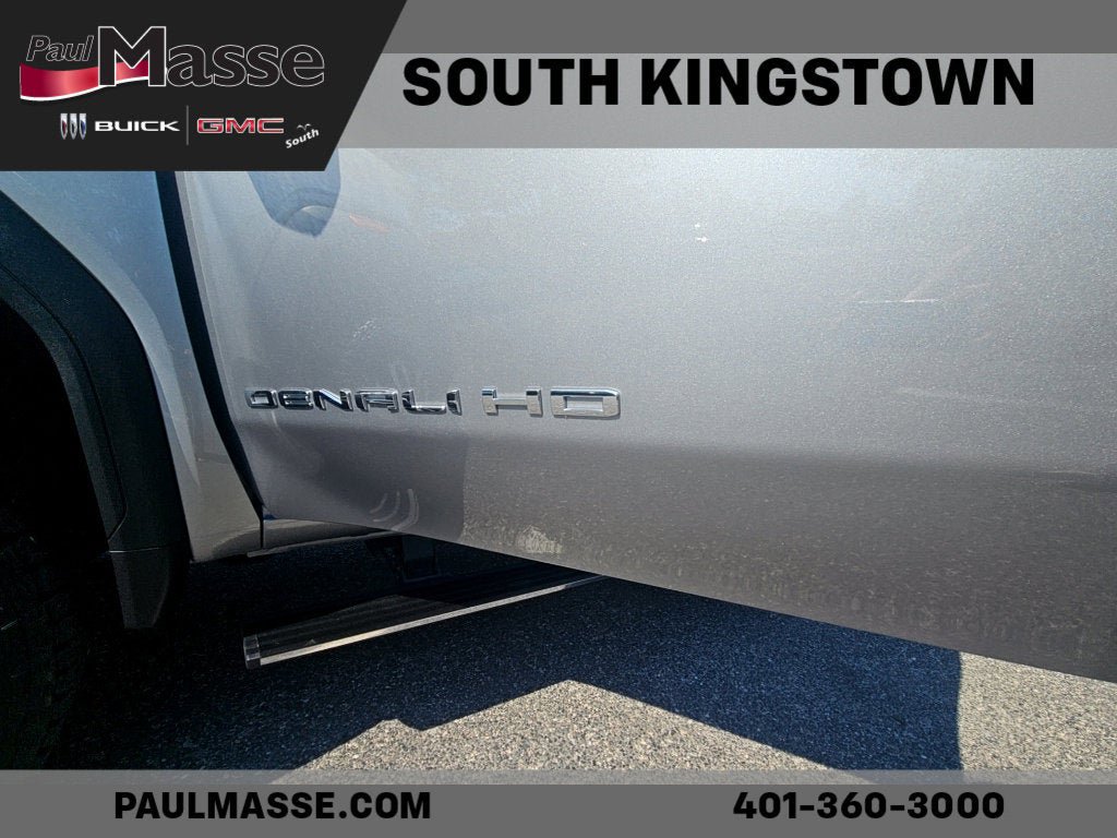 Used 2025 GMC Sierra 2500 Denali Ultimate AWD/4WD image 9