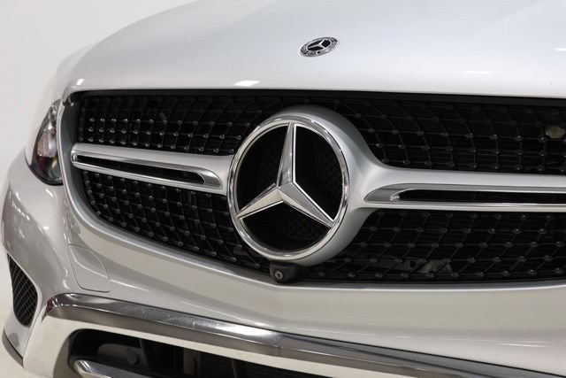 Used 2019 Mercedes-Benz GLC 300 4MATIC Coupe image 10