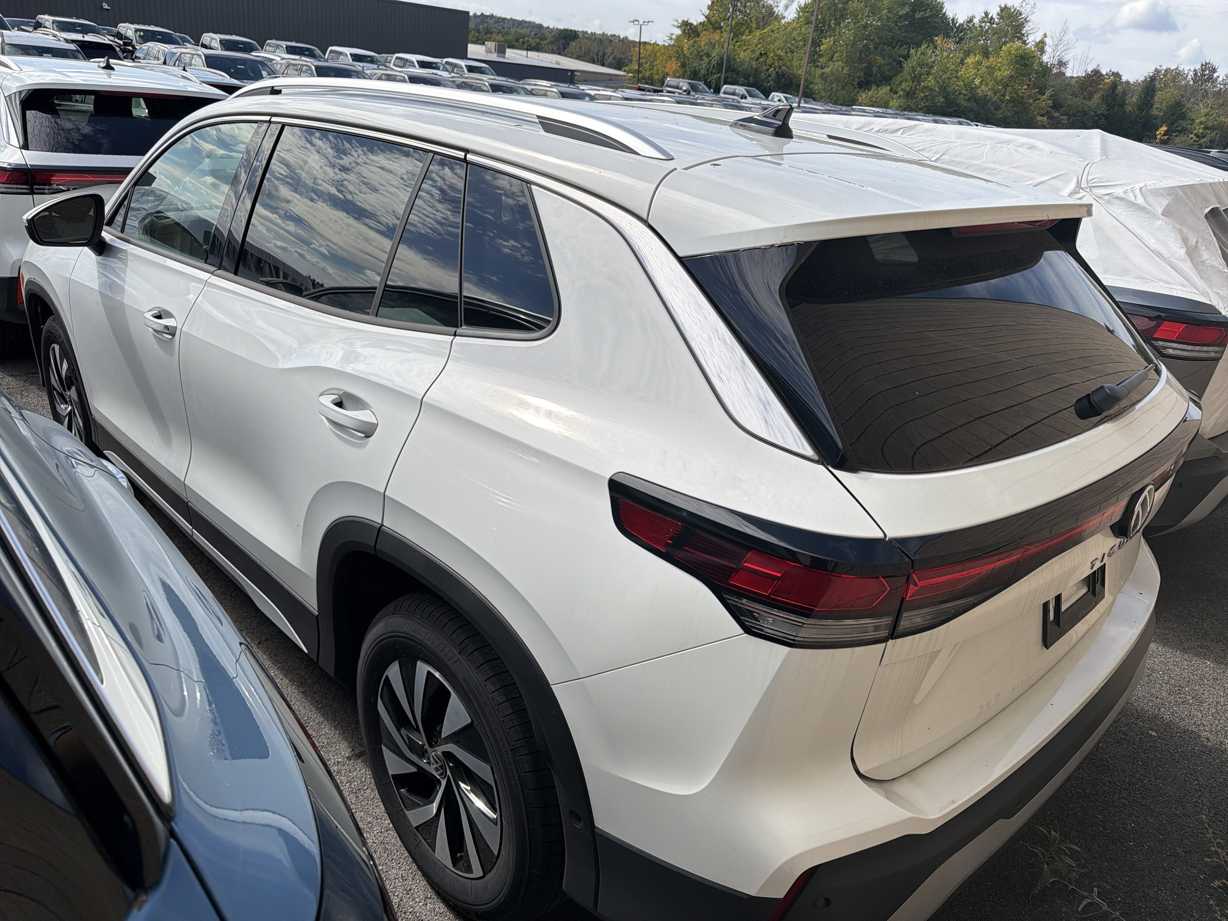 New 2026 Volkswagen Tiguan S AWD/4WD image 4