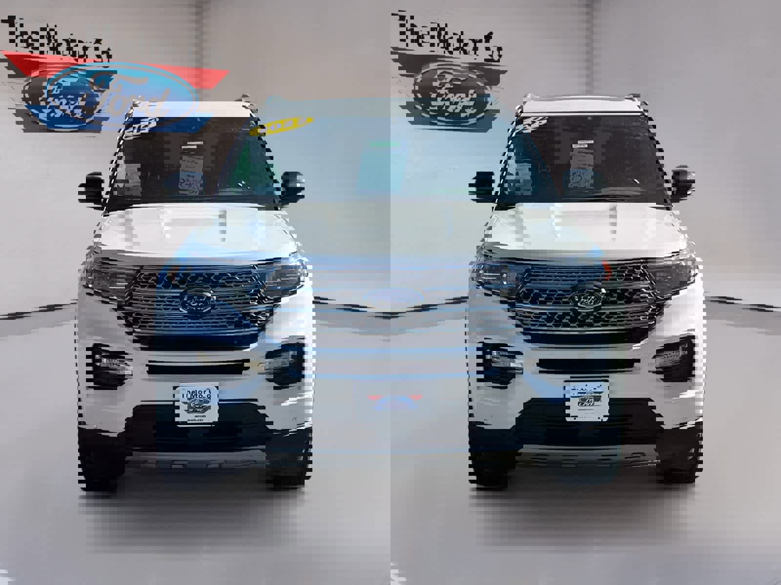 Certified 2022 Ford Explorer Limited w/ Class IV Trailer Tow Package image 2