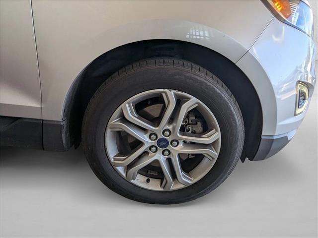 Used 2015 Ford Edge Titanium image 19
