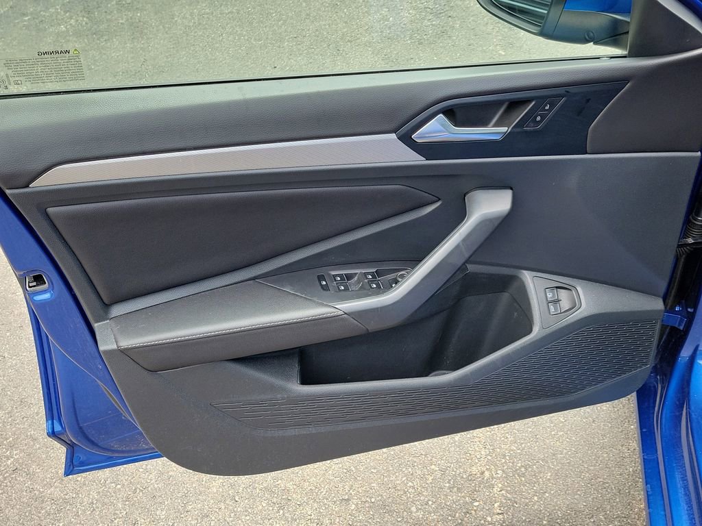 Used 2023 Volkswagen Jetta S image 15