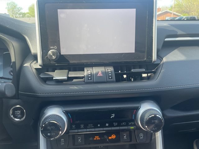 Used 2023 Toyota RAV4 XLE Premium AWD/4WD image 4