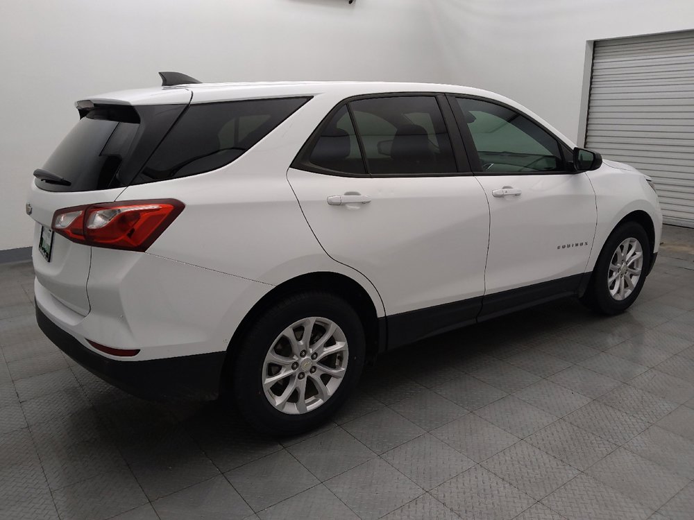 Used 2020 Chevrolet Equinox LS w/ LS Convenience Package image 10