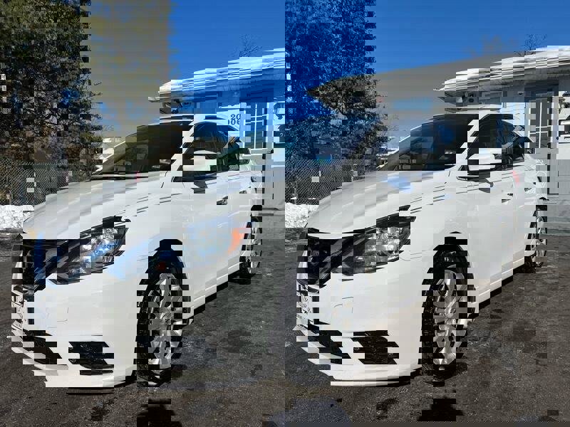 Used 2019 Nissan Sentra S image 3