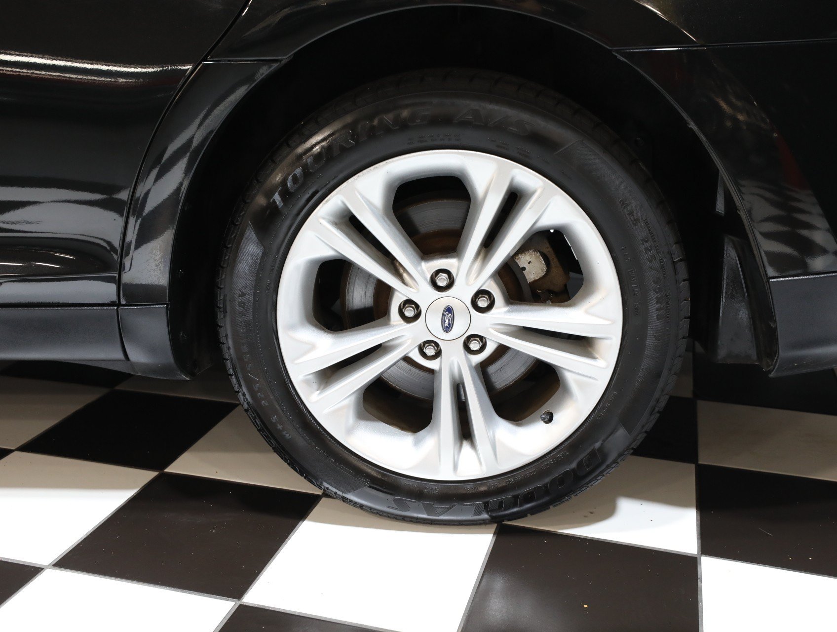 Used 2013 Ford Taurus SEL FWD image 28