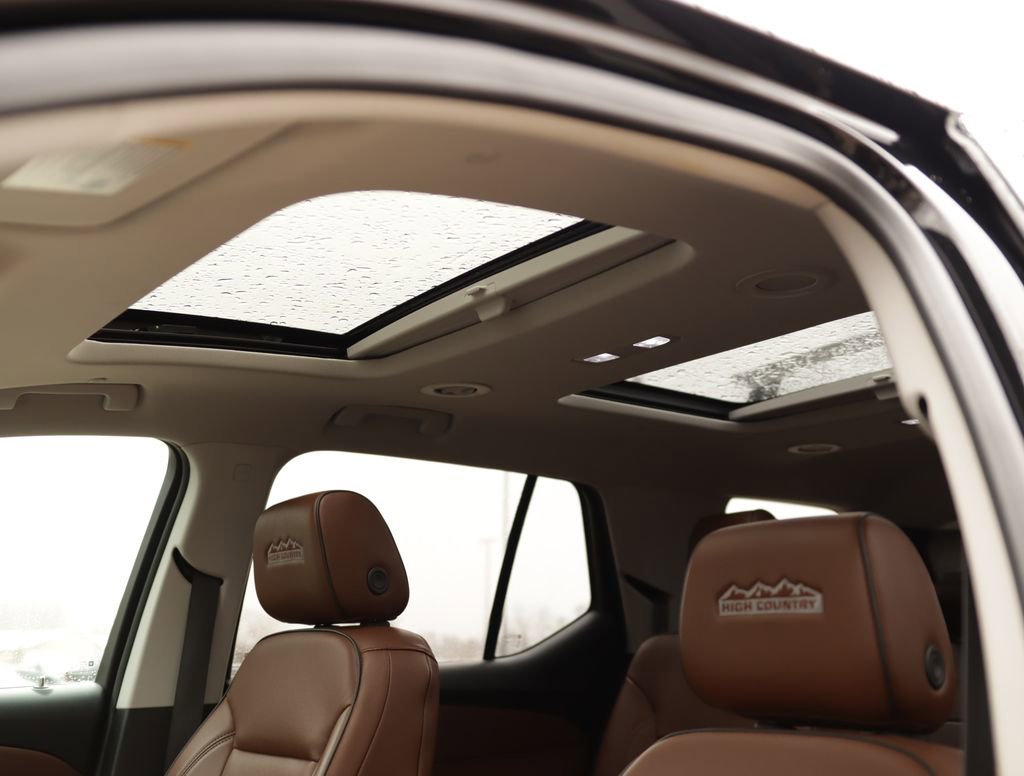 Used 2019 Chevrolet Traverse High Country image 24
