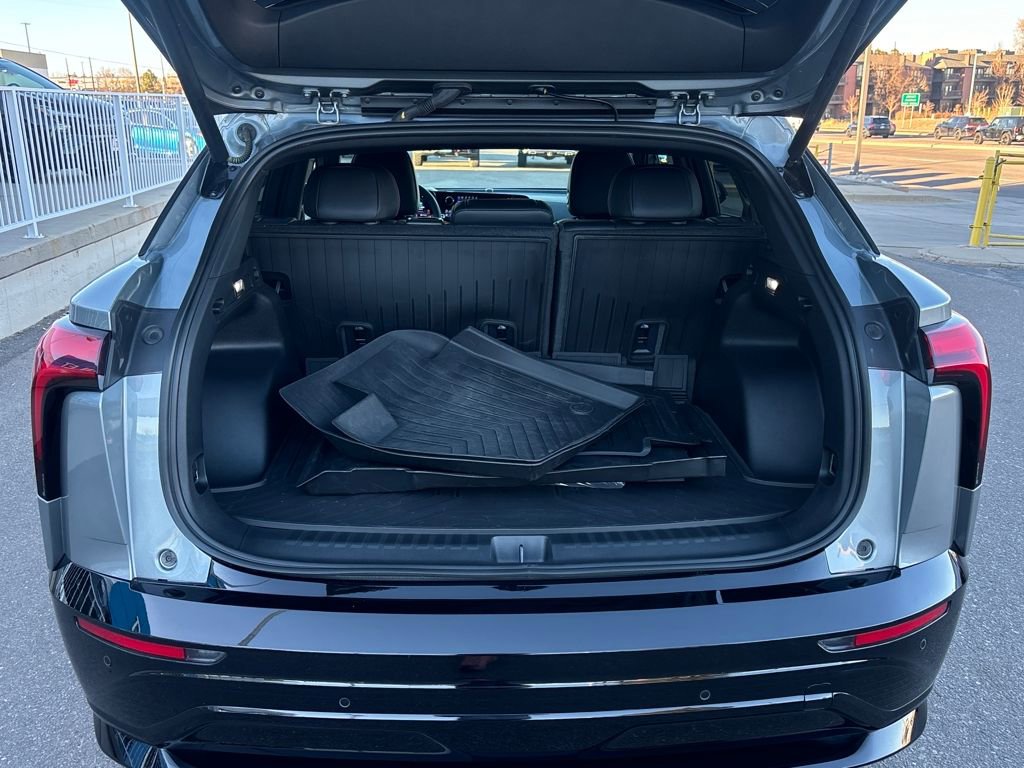 Used 2024 Chevrolet Blazer EV RS image 21