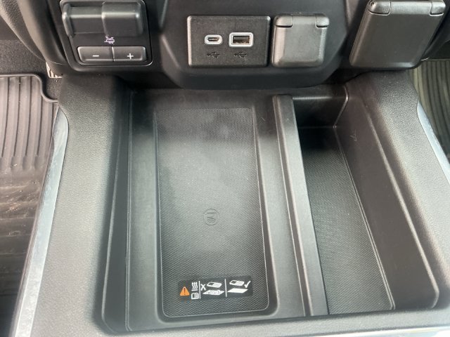 Used 2019 Chevrolet Silverado 1500 LTZ w/ LTZ Plus Package AWD/4WD image 28