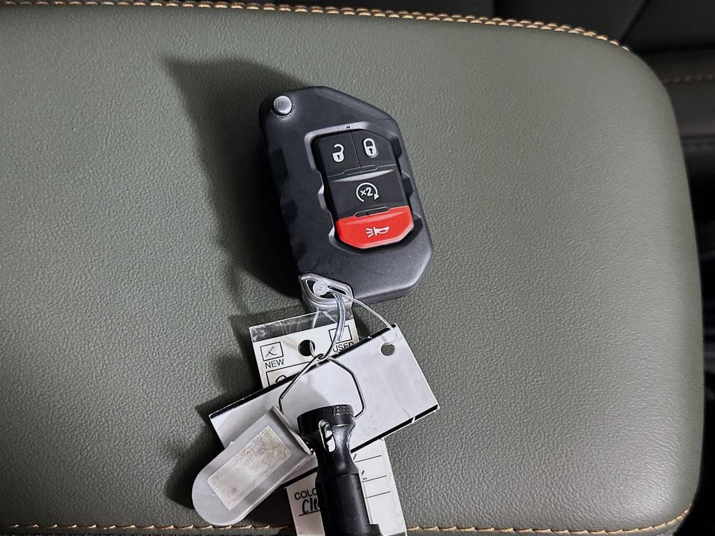 New 2025 Jeep Gladiator Mojave AWD/4WD image 20