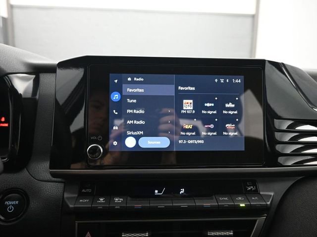 Used 2025 Toyota Camry LE image 16