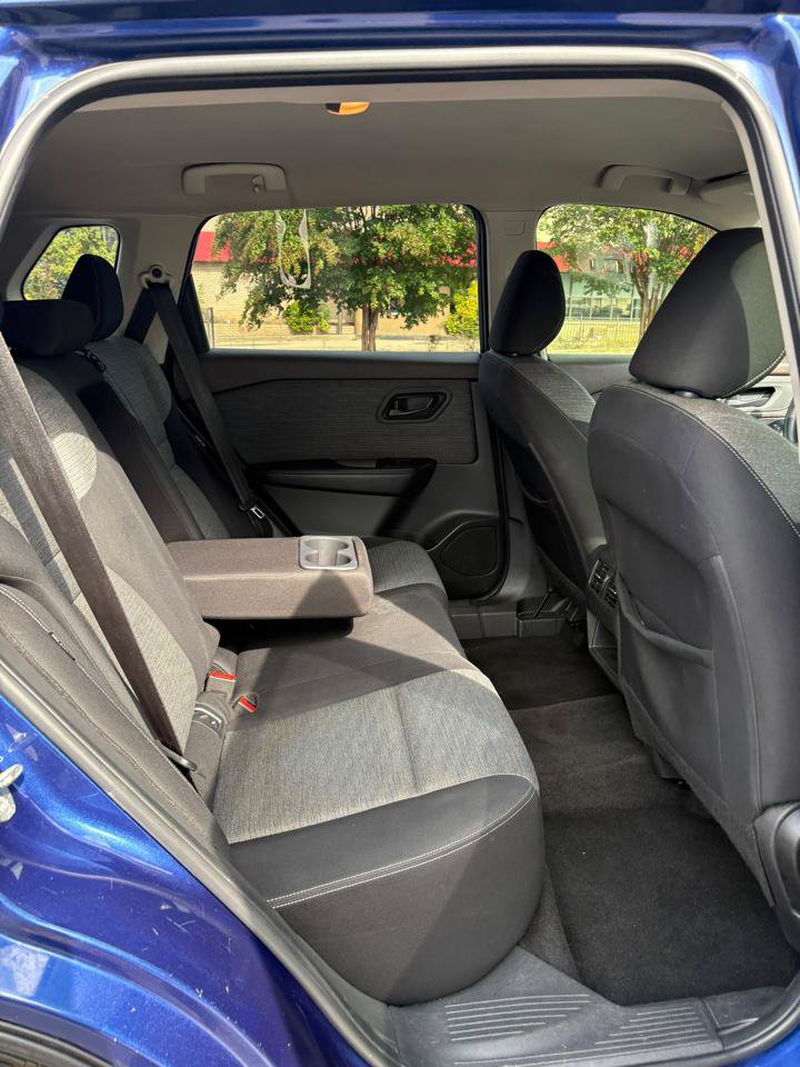 Used 2021 Nissan Rogue S FWD image 14