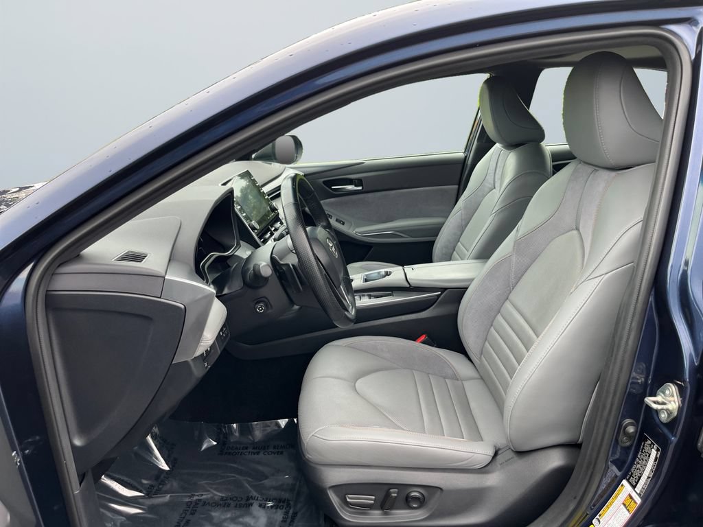 Used 2020 Toyota Avalon Touring w/ Advanced Safety Package FWD image 9