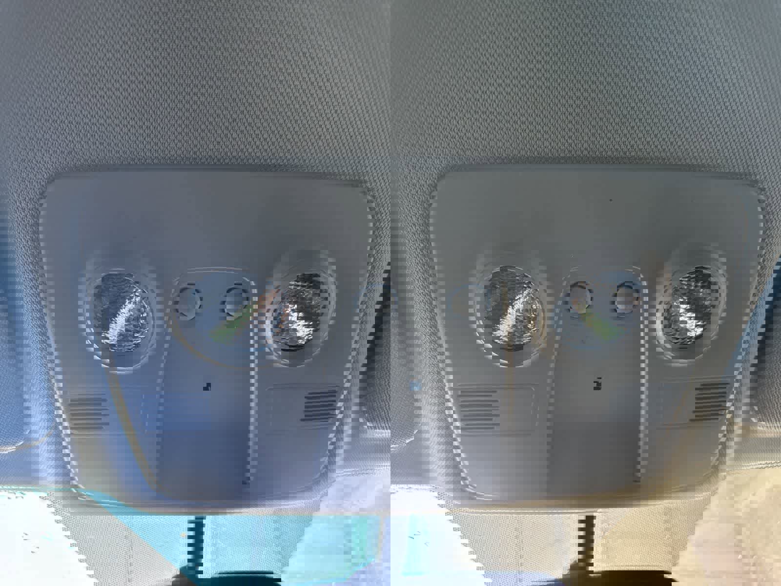 Used 2017 Chevrolet Traverse LT image 26