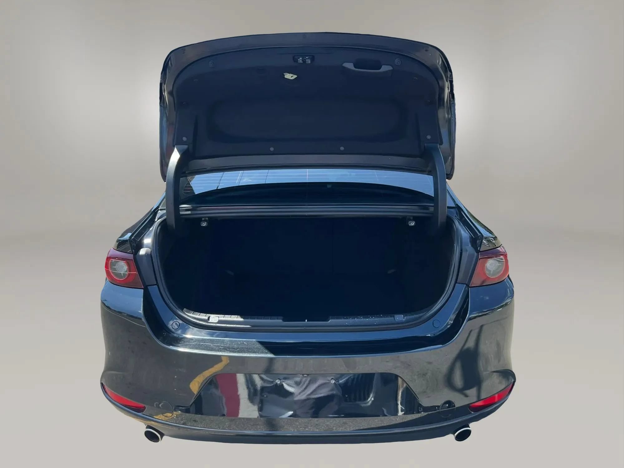 Used 2023 MAZDA MAZDA3 s FWD image 9