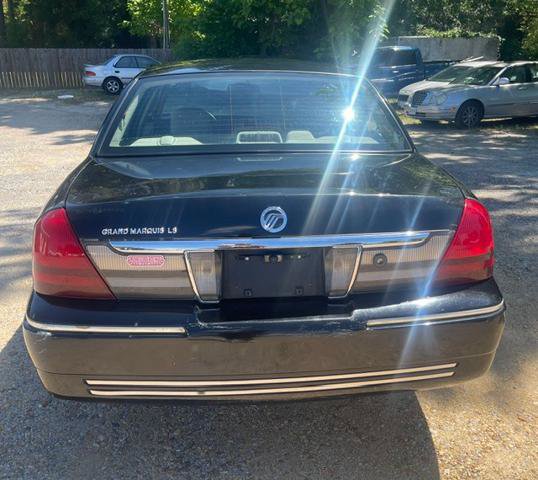 Used 2010 Mercury Grand Marquis LS RWD image 4