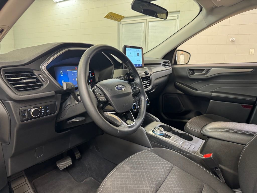Used 2024 Ford Escape Active image 13