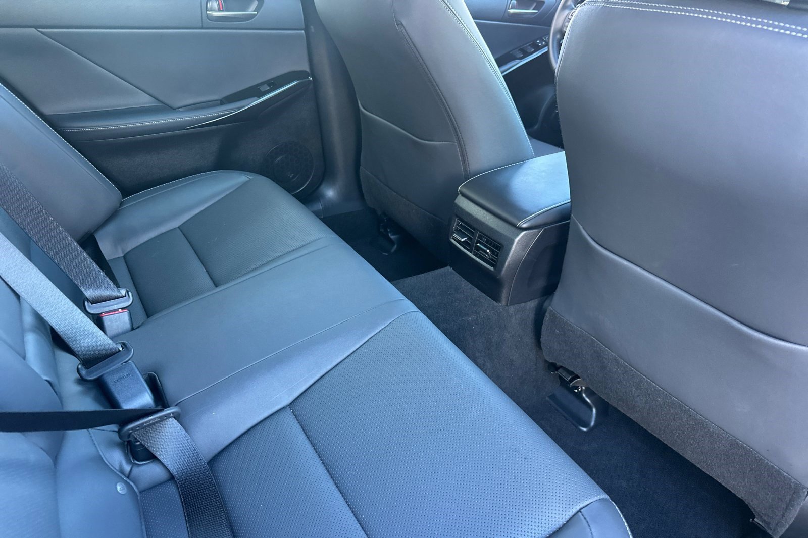 Used 2024 Lexus IS 300 F Sport w/ Accessory Package 2 image 29