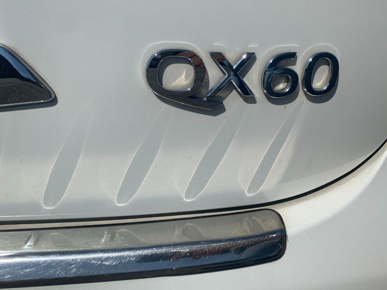 Used 2014 INFINITI QX60 Luxe w/ Deluxe Touring Package AWD/4WD image 51