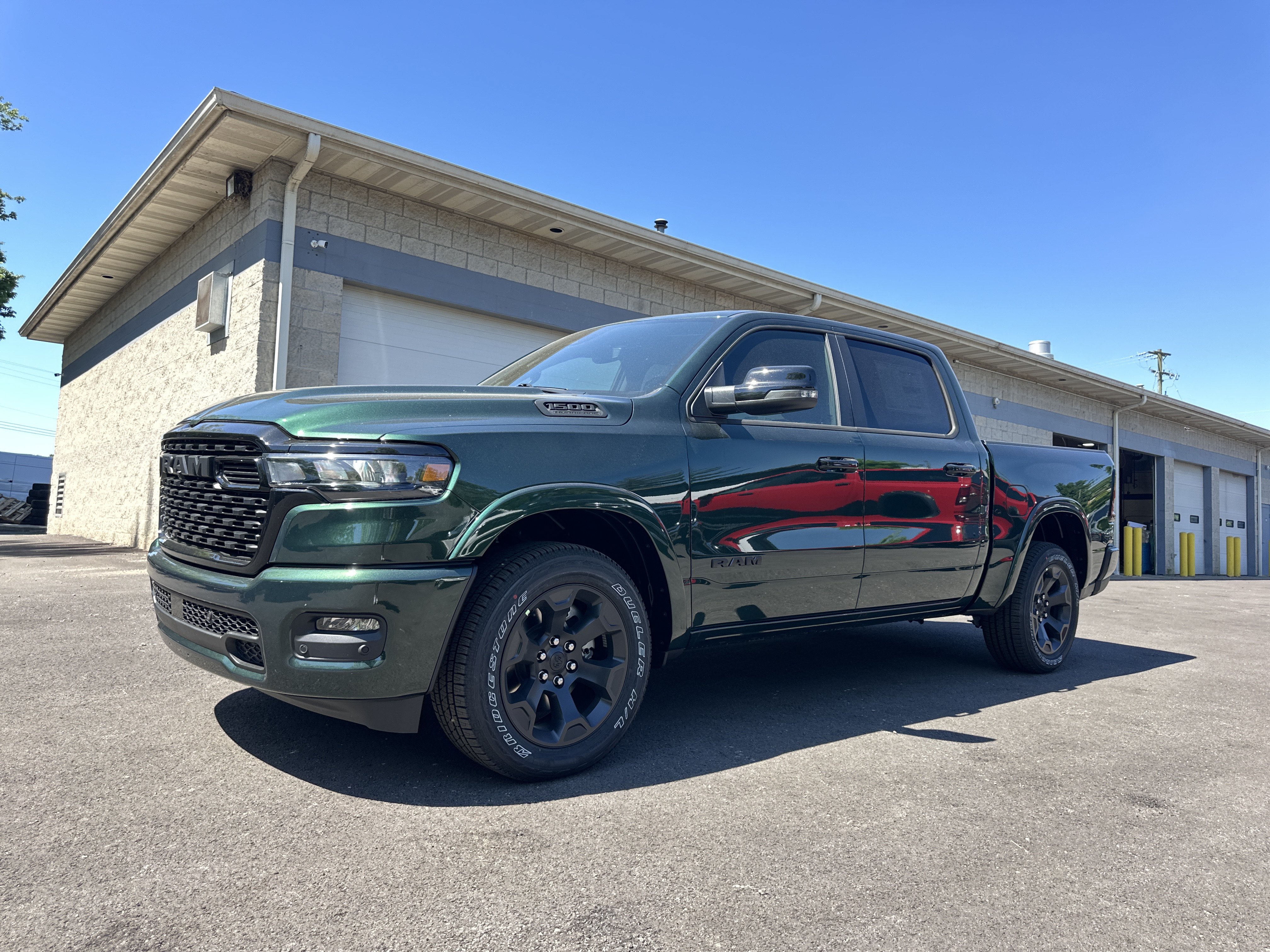 New 2026 RAM 1500 Big Horn AWD/4WD image 24