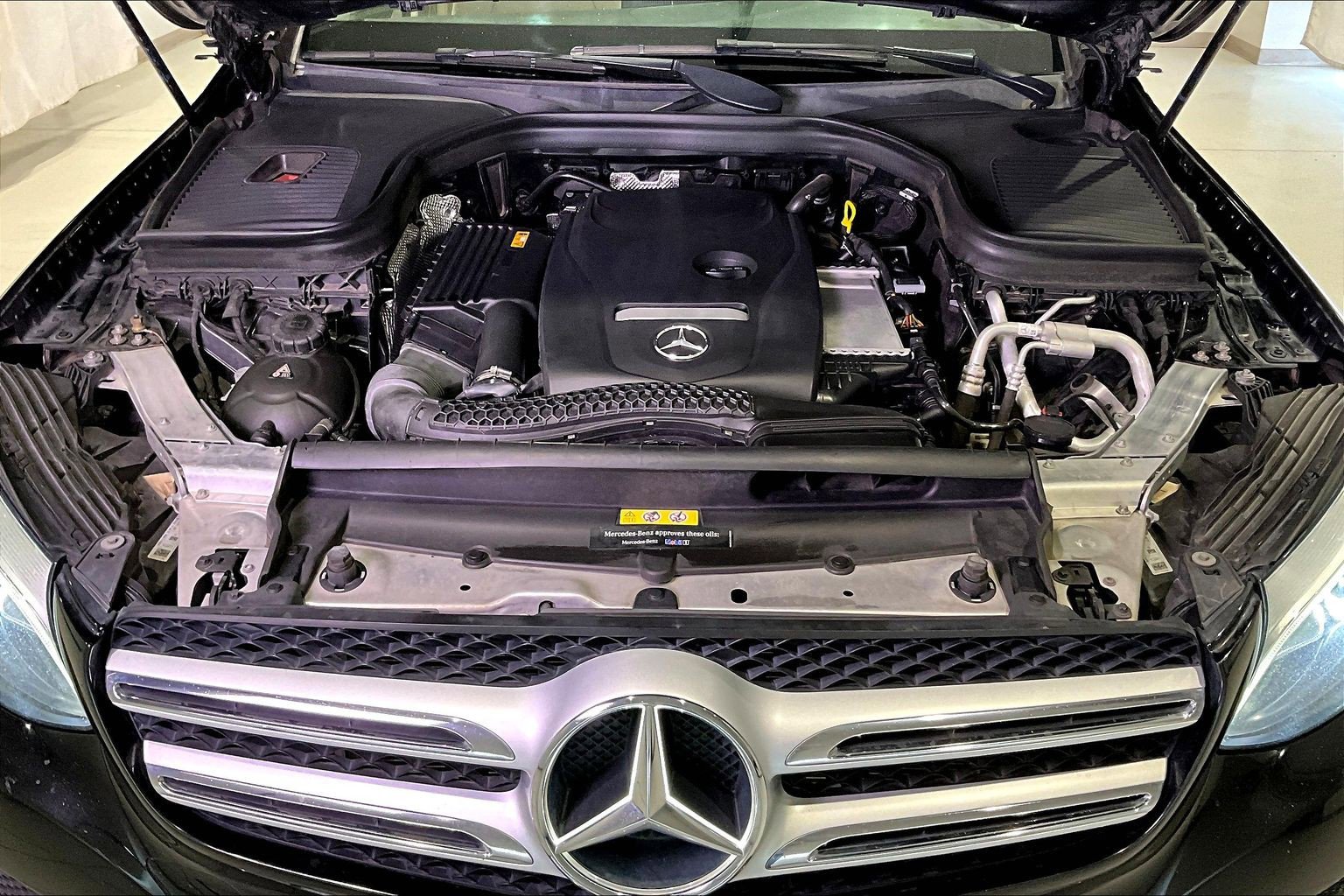 Used 2019 Mercedes-Benz GLC 300 4MATIC image 28