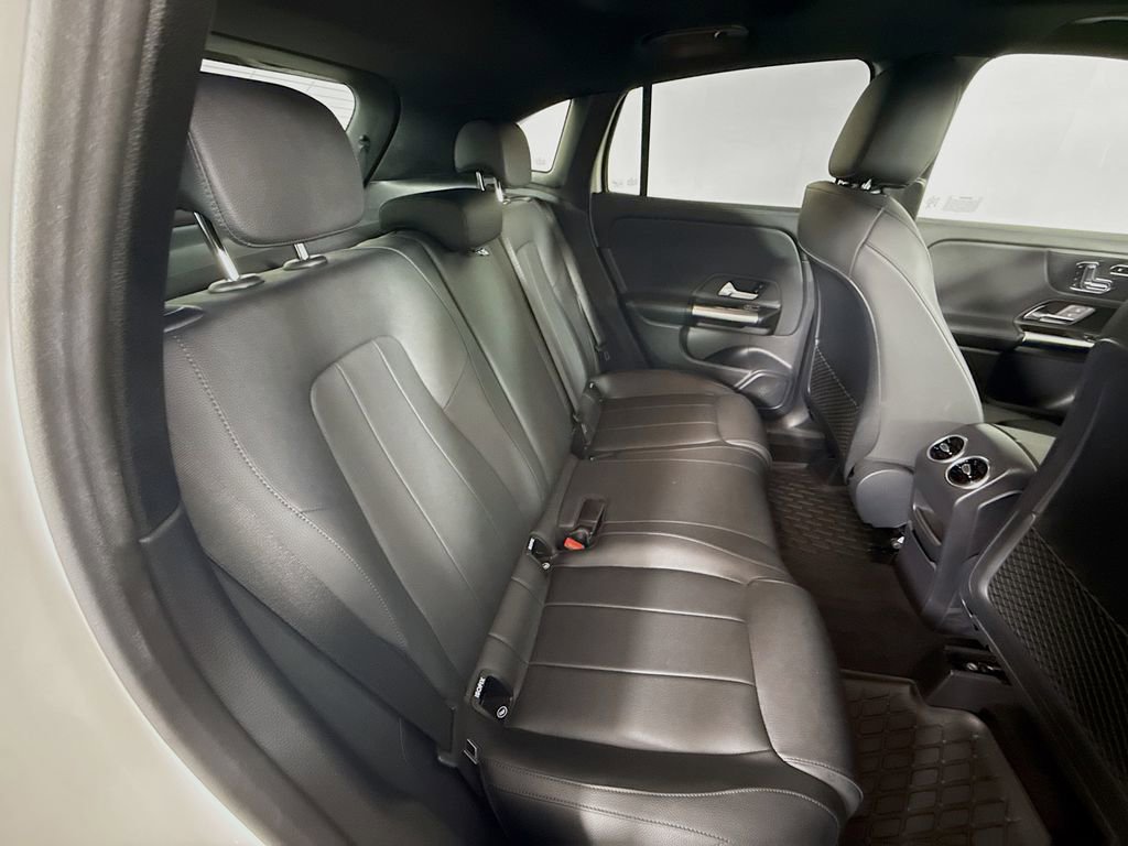 Used 2023 Mercedes-Benz GLA 250 4MATIC image 25