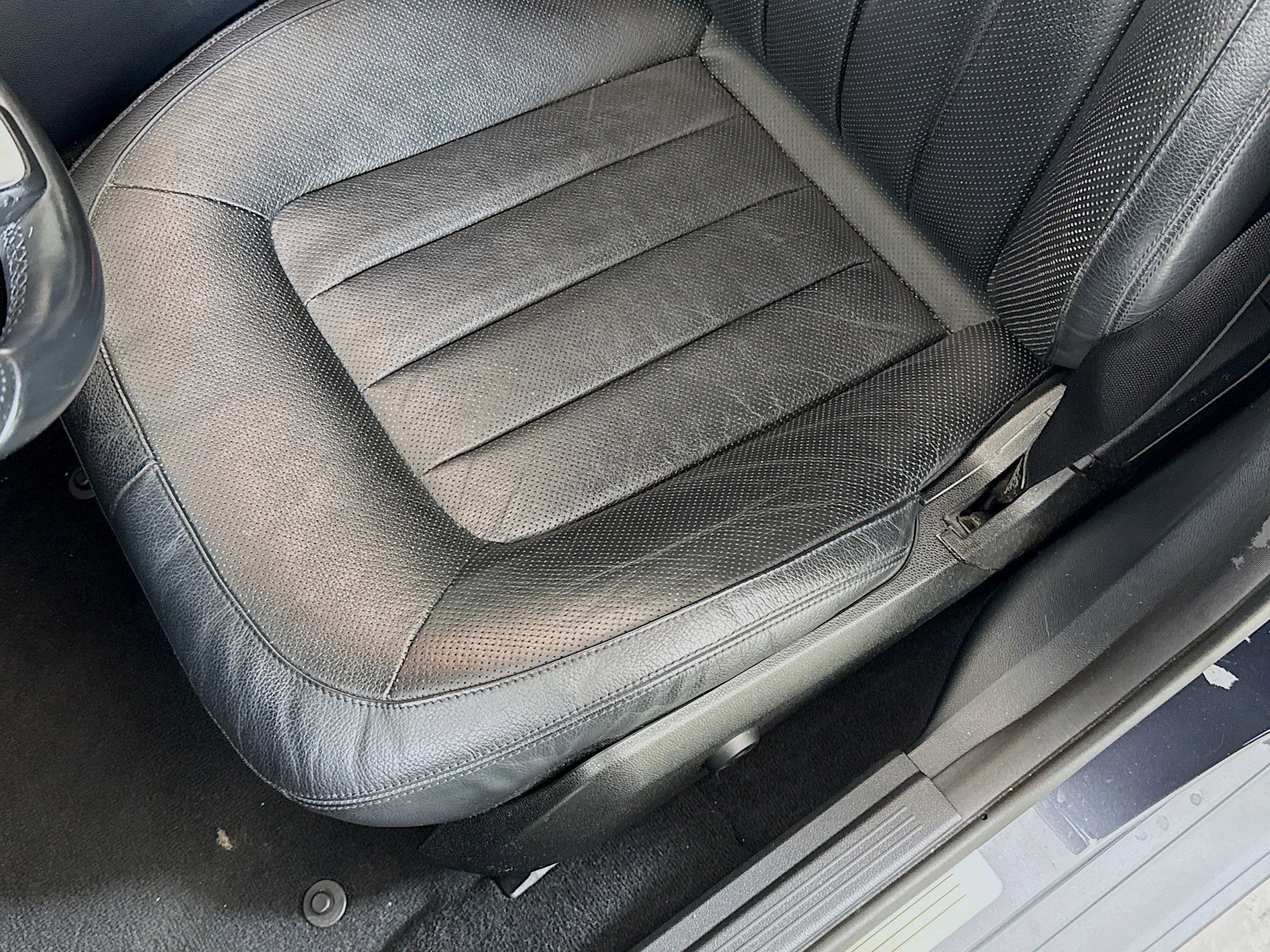 Used 2016 Mercedes-Benz CLS 400 4MATIC image 22