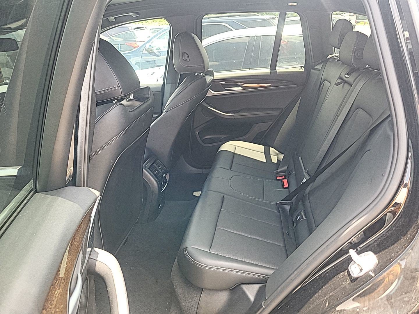 Used 2023 BMW X3 xDrive30i AWD/4WD image 11