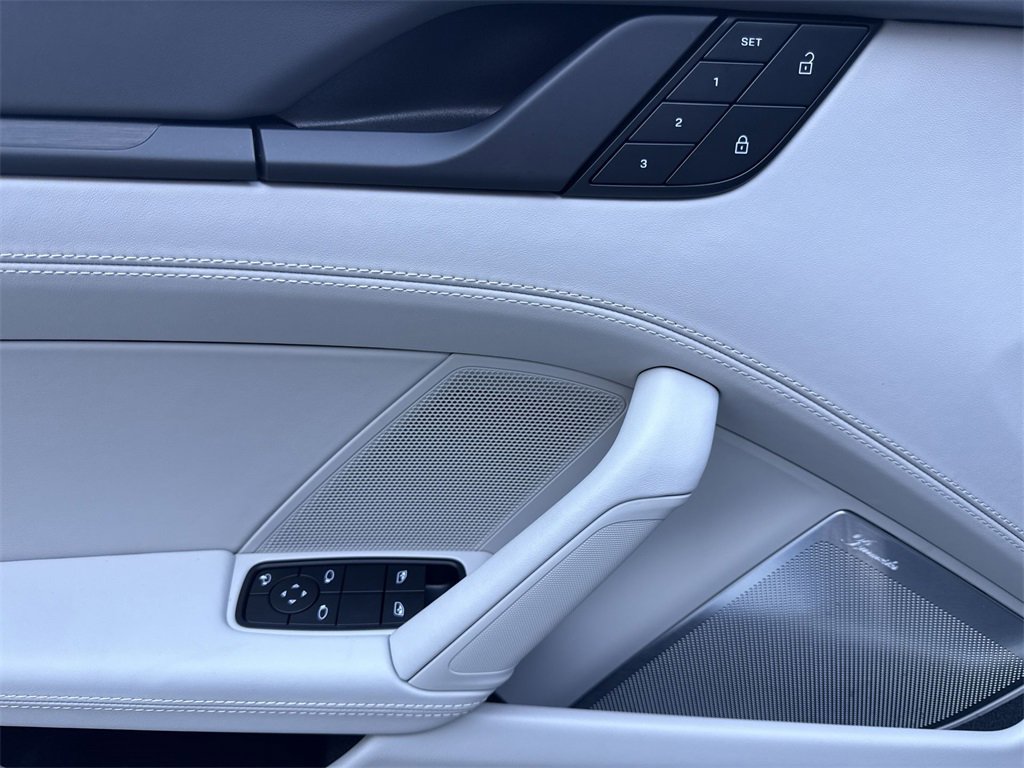 Used 2023 Porsche 911 Targa 4 GTS image 13