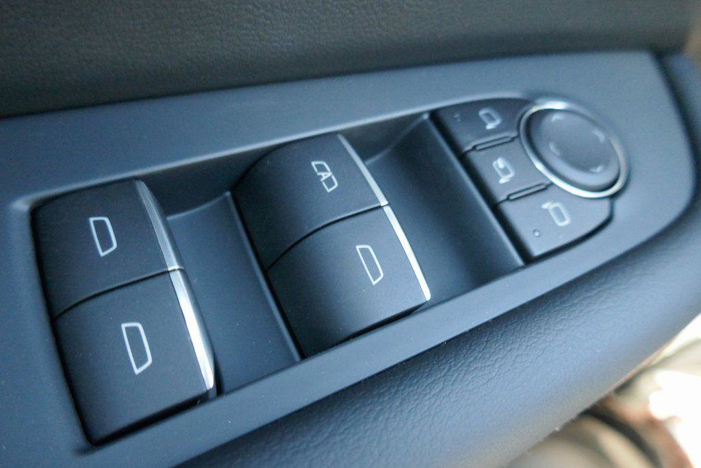 New 2026 Buick Enclave Sport Touring w/ Super Cruise Package image 15