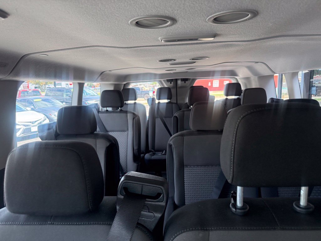 Used 2024 Ford Transit 350 XLT RWD image 29