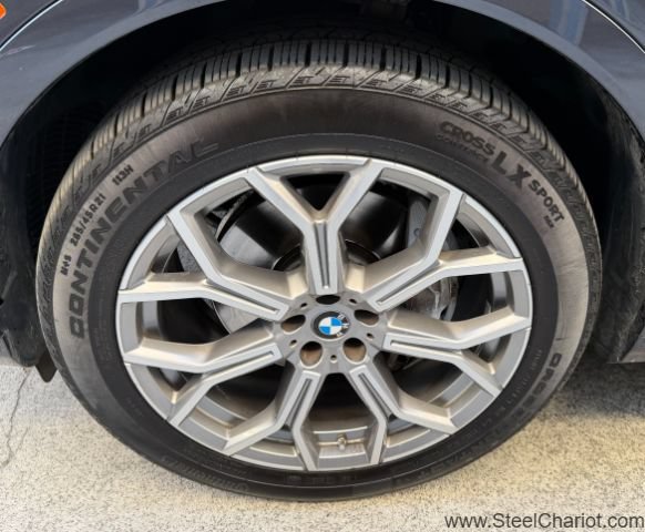 Used 2021 BMW X7 xDrive40i w/ Premium Package AWD/4WD image 36