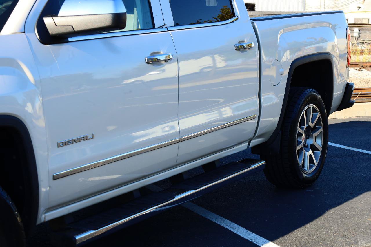 Used 2015 GMC Sierra 1500 Denali w/ Driver Alert Package AWD/4WD image 27