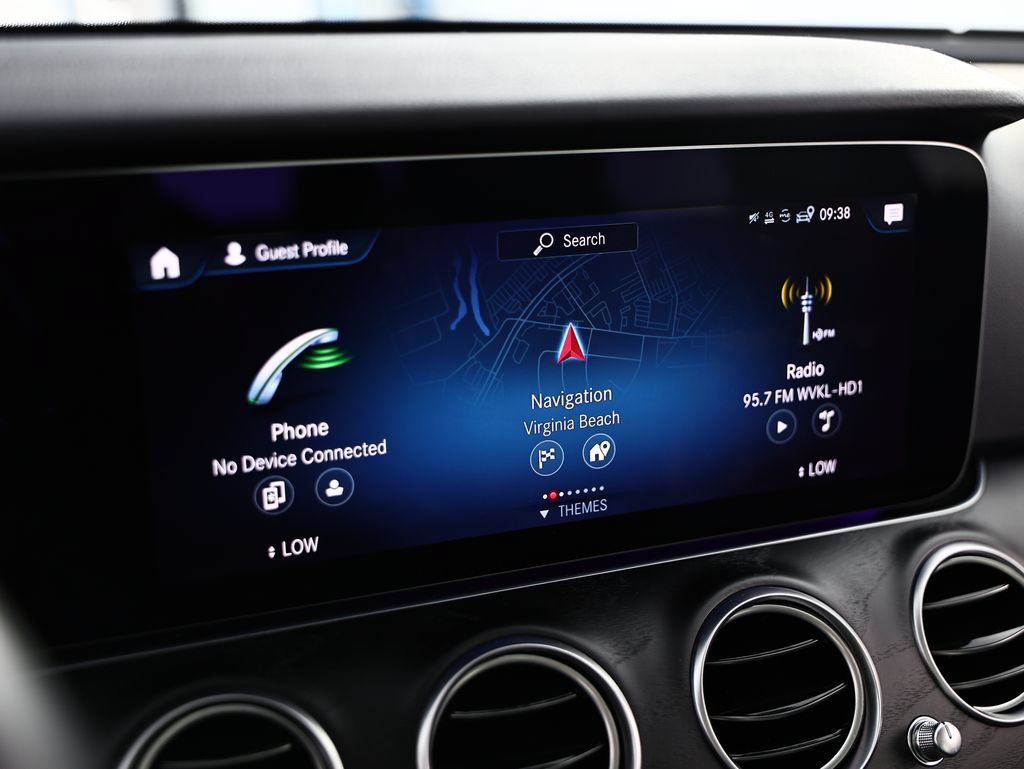 Used 2023 Mercedes-Benz E 450 4MATIC Sedan image 36