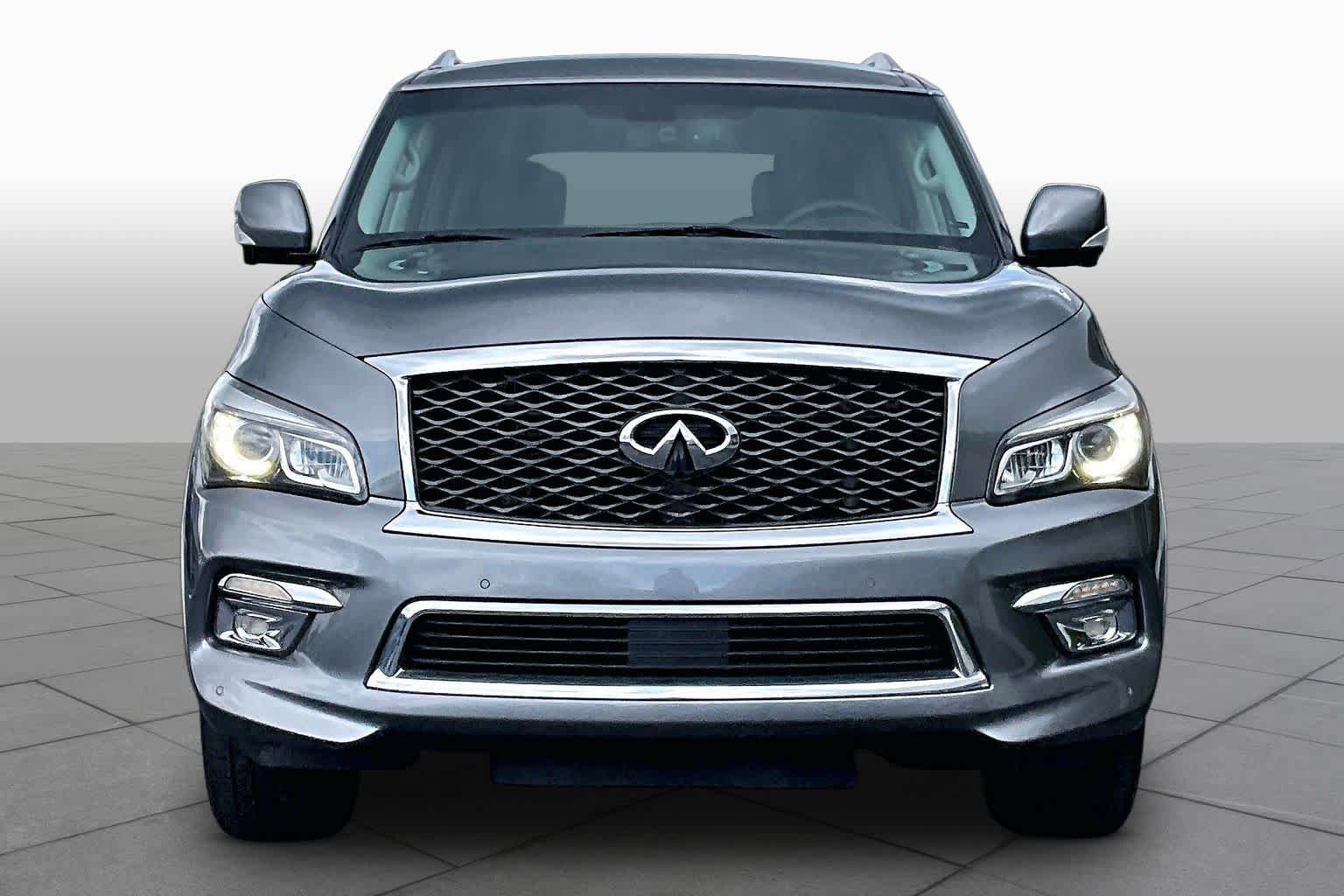 Used 2017 INFINITI QX80 2WD image 3