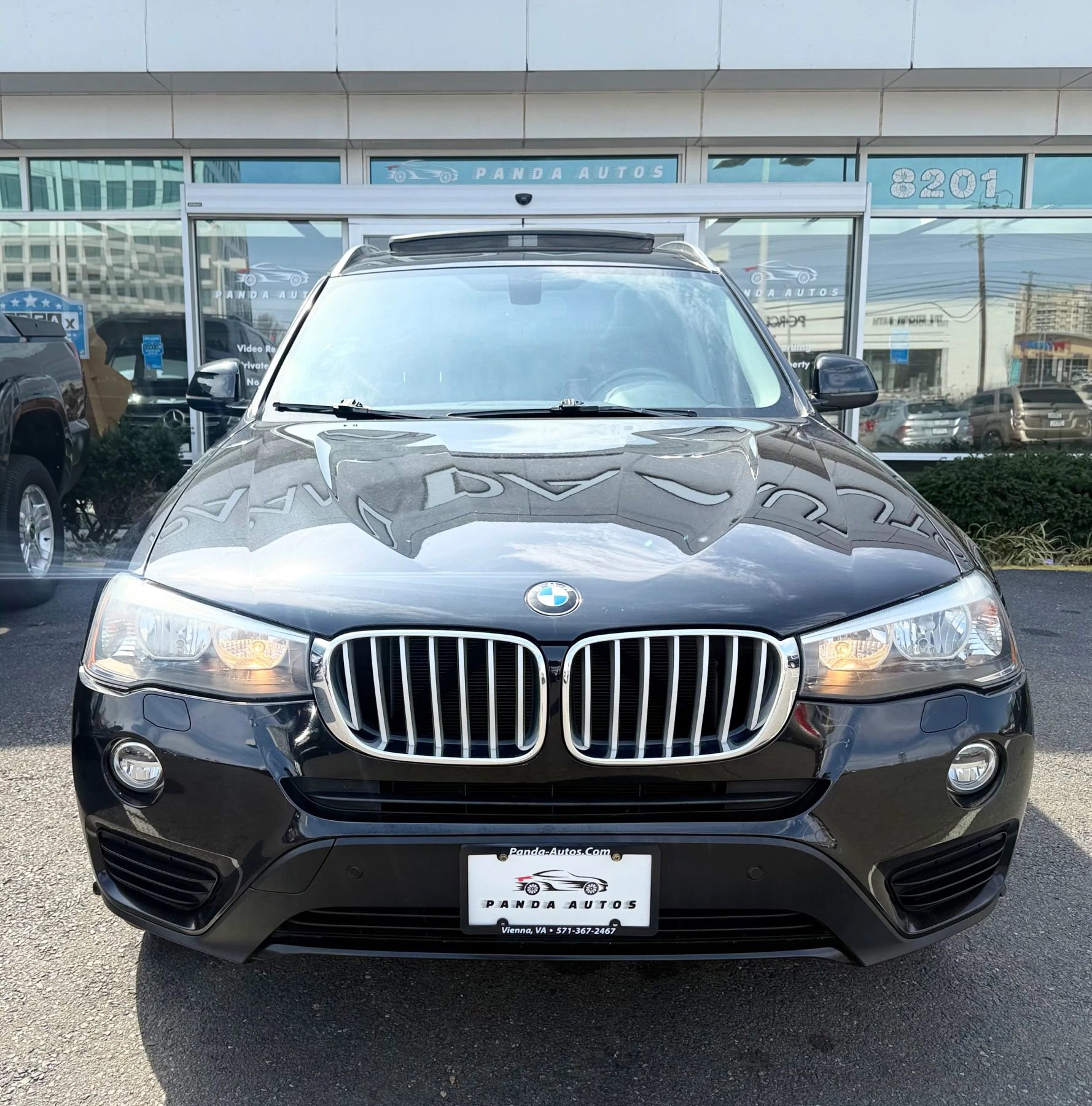 Used 2015 BMW X3 xDrive28i w/ Driver Assistance Package AWD/4WD image 2