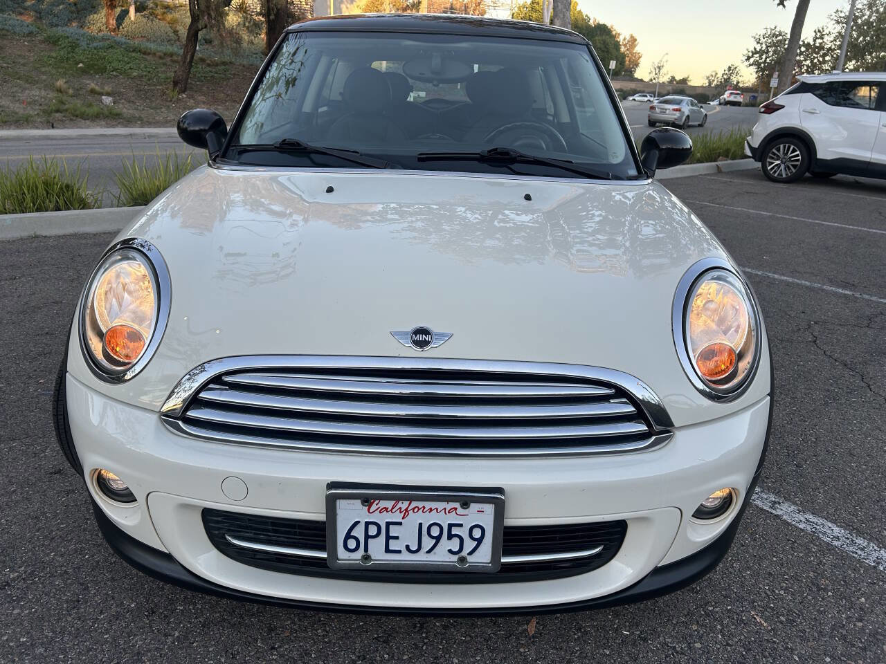 Used 2011 MINI Cooper Hardtop image 8