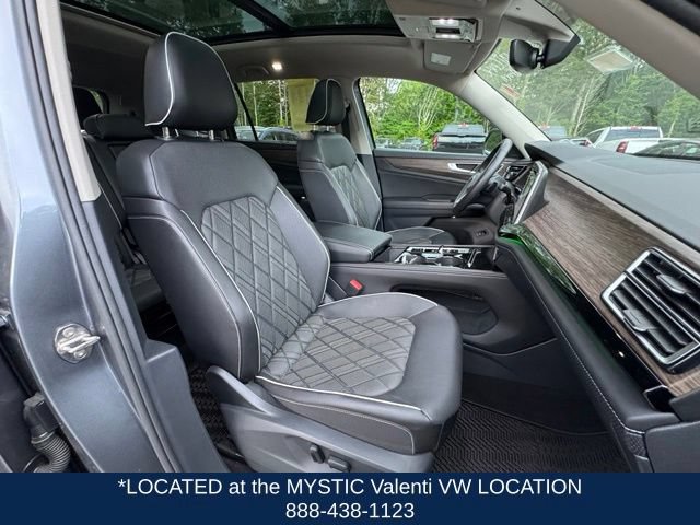 Certified 2024 Volkswagen Atlas SEL Premium R-Line AWD/4WD image 28
