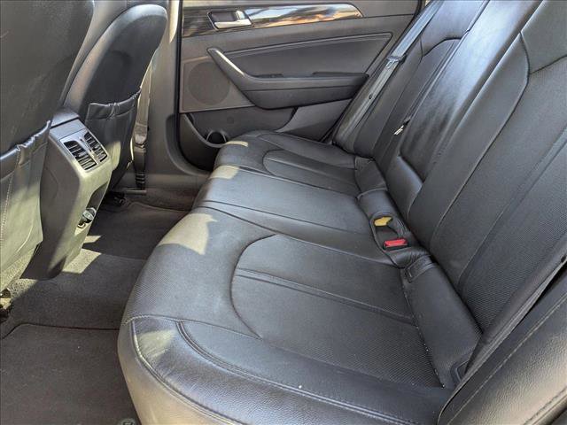Used 2016 Hyundai Sonata Limited w/ Option Group 05 image 18