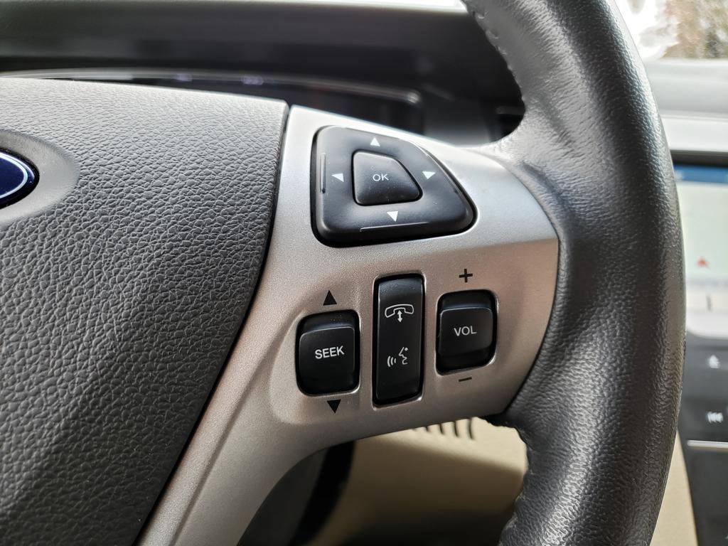 Used 2018 Ford Taurus SEL w/ Equipment Group 201A image 20