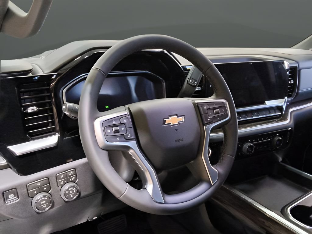 Used 2026 Chevrolet Silverado 2500 LT w/ All Star Edition AWD/4WD image 16