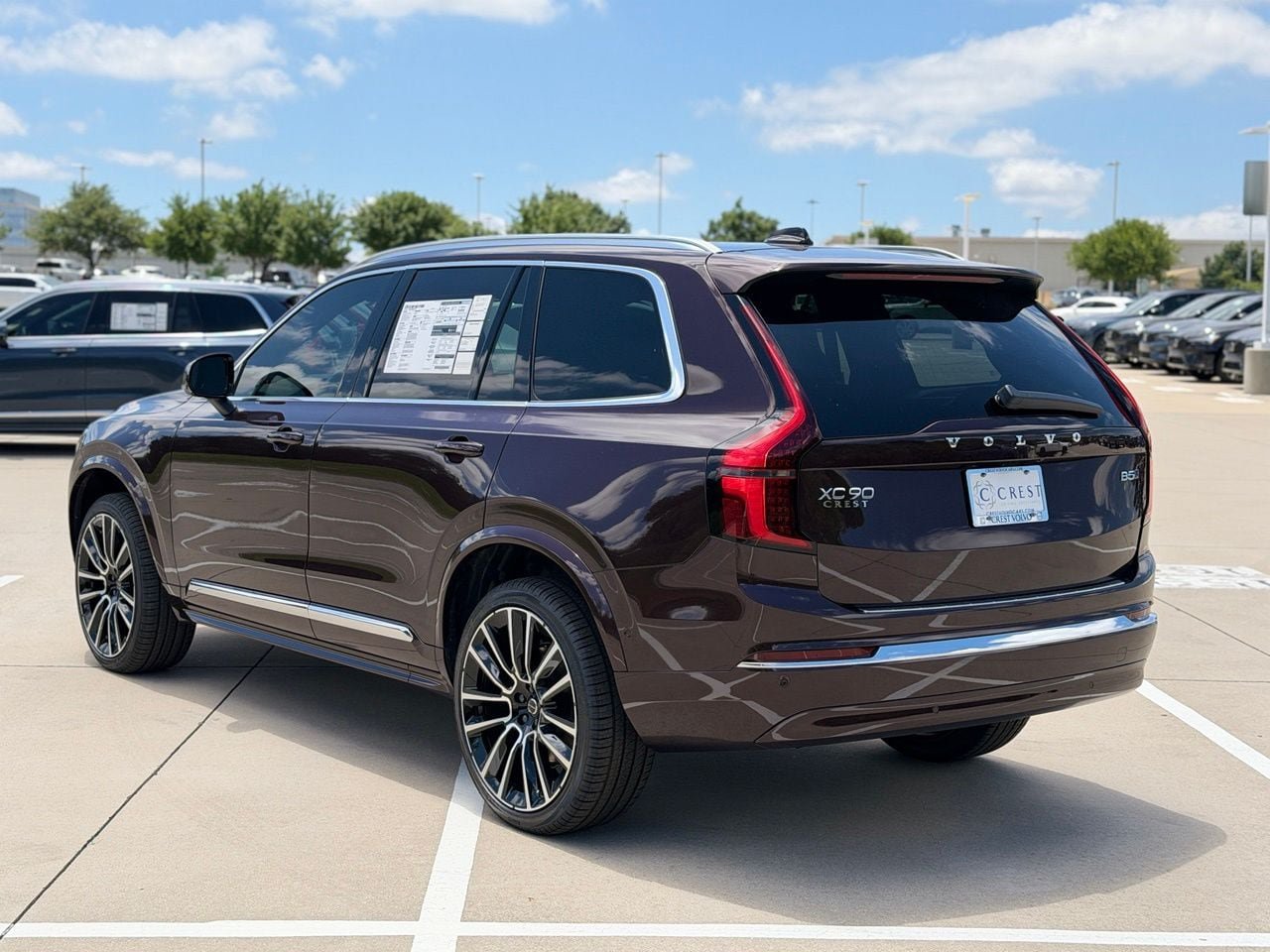 New 2026 Volvo XC90 B5 Plus w/ Protection Package Premier AWD/4WD image 5