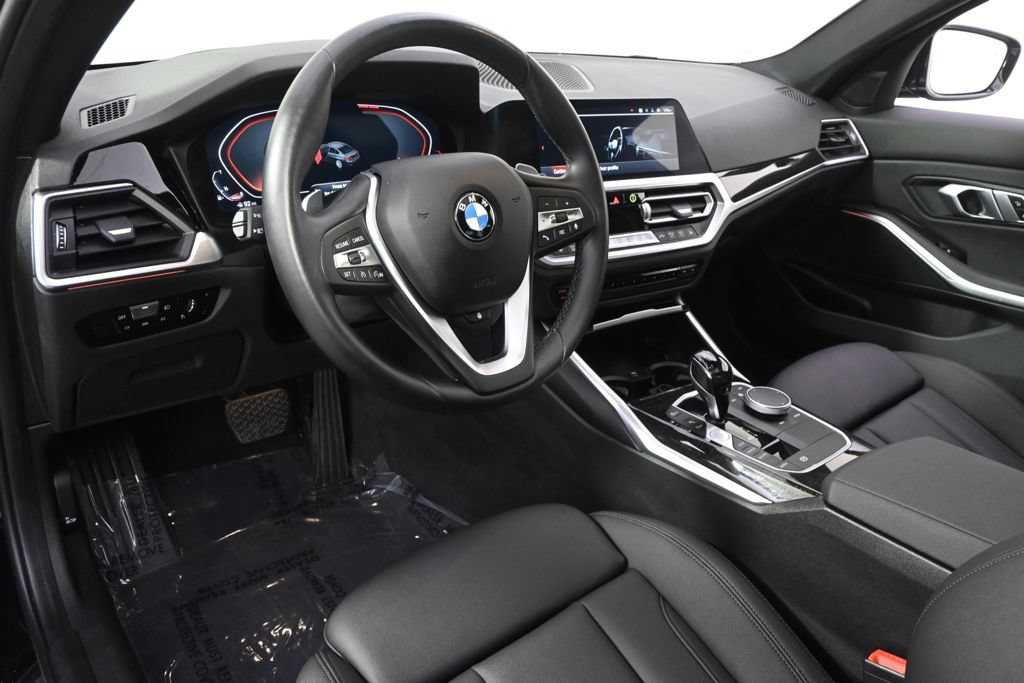 Used 2021 BMW 330i xDrive Sedan w/ Premium Package AWD/4WD image 11