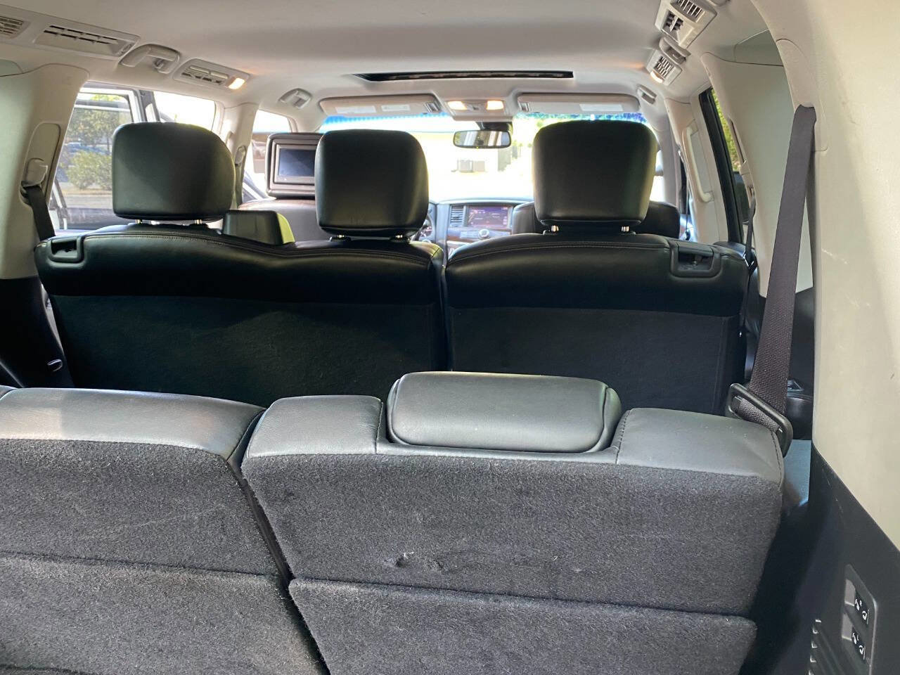 Used 2017 Nissan Armada Platinum RWD image 59